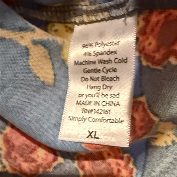 LuLaRoe Randy Floral Raglan Tee - Picture 4 of 9